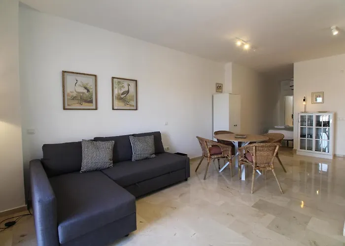 Del Parque Flats Parras Suite