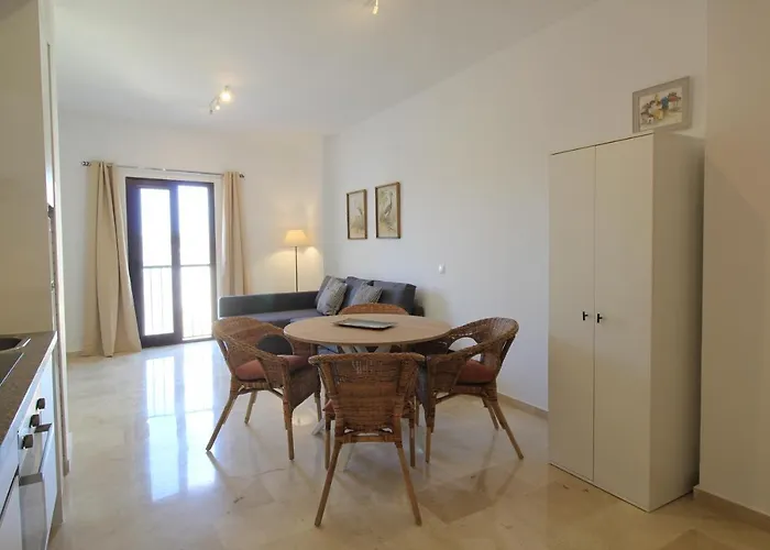 Del Parque Flats Parras Suite